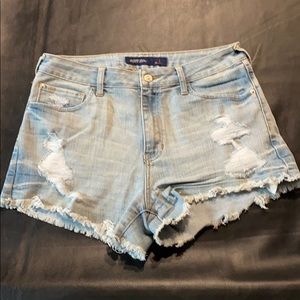 Light blue wash high waist jean shorts